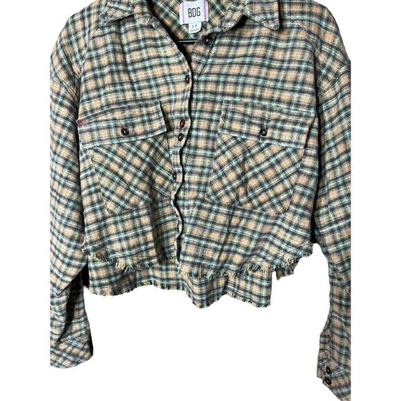 BDG Cropped Flannel Button Down Shirt Size Small - Picture 2 of 6